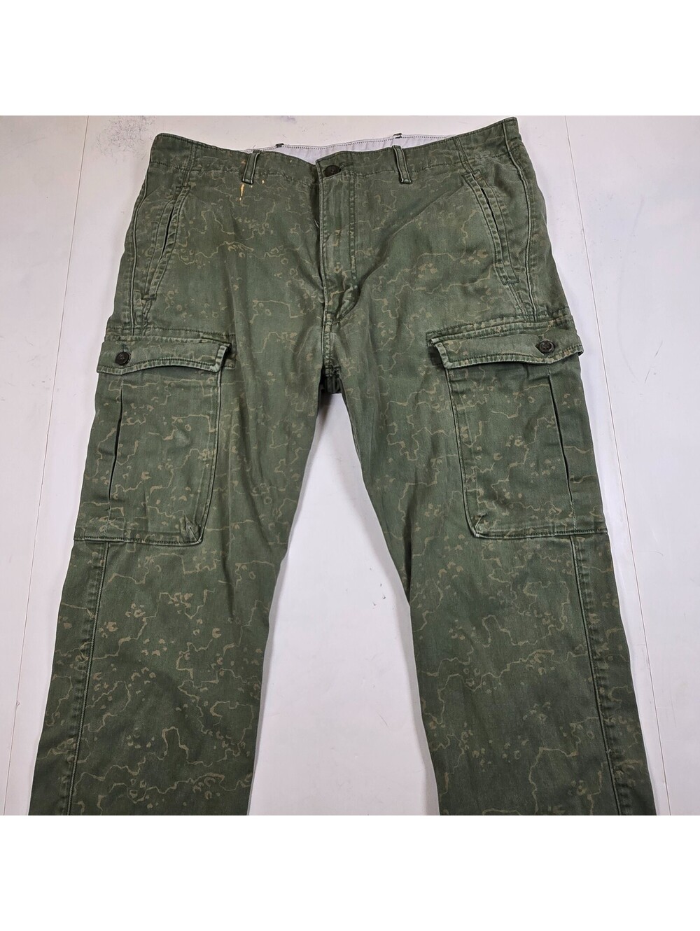 Levi's Cargo Pants Men's 36x28 Green Camo White Tab Military Slim Straight Fit